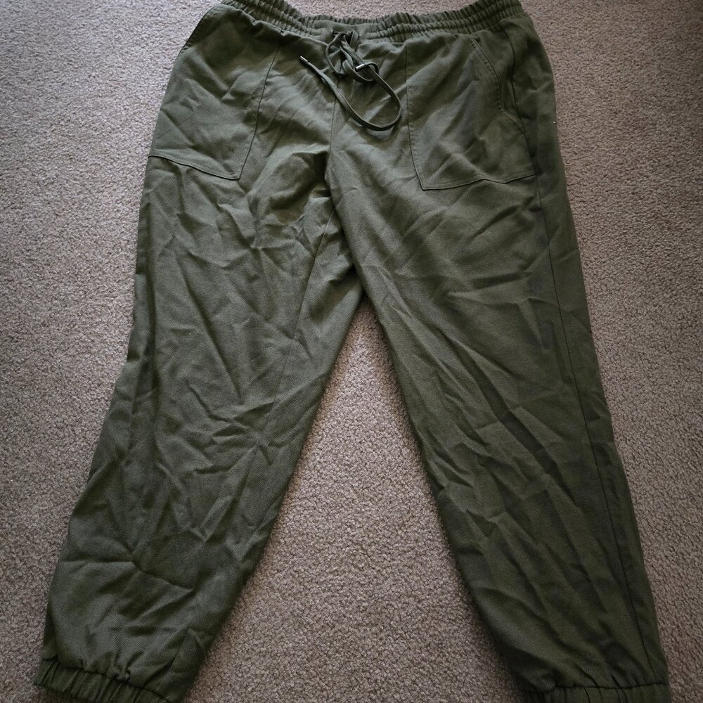 Nine West Tie-Waist Jogger XL Army Green
